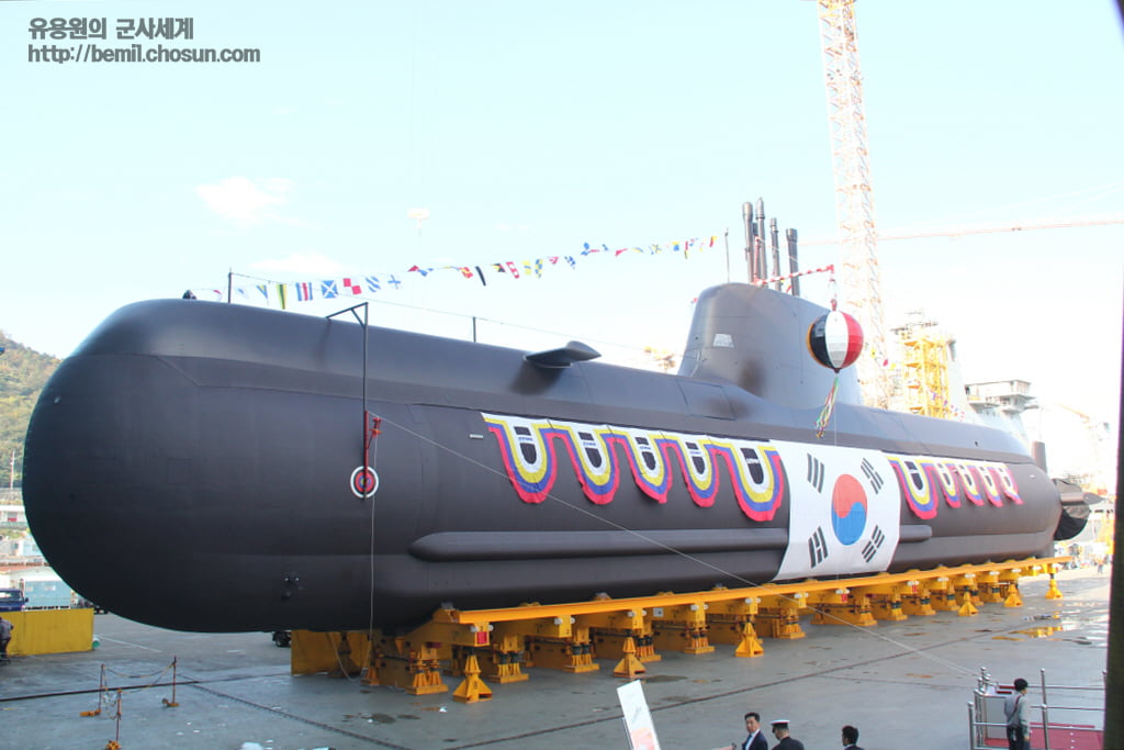 RoKN’s seventh KSS-2 submarine to start operations in May