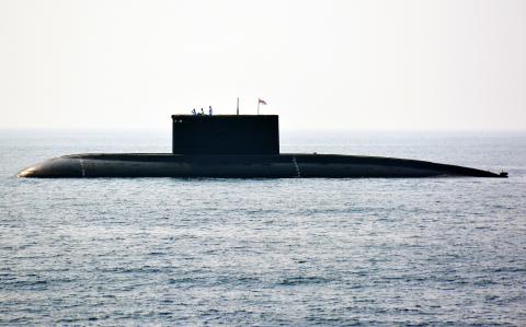 India $2.9 billion nuclear ballistic missile submarine flooded and almost sank after someone left the hatch open.