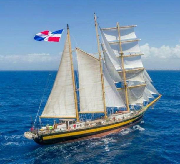 The Dominican Republic commisioned it’s new training tall ship.