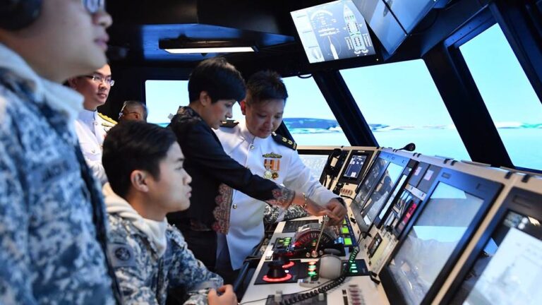Singapore Navy opens new training facility 