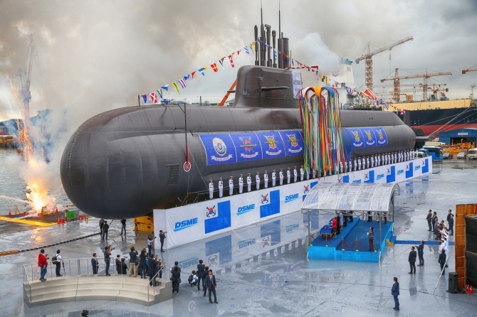 DSME Signed Contract with ROK Navy to Build 3000-tons Submarine