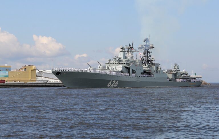 Following Spain’s refusal, Russian Navy ships anchored off the coast of Algeria