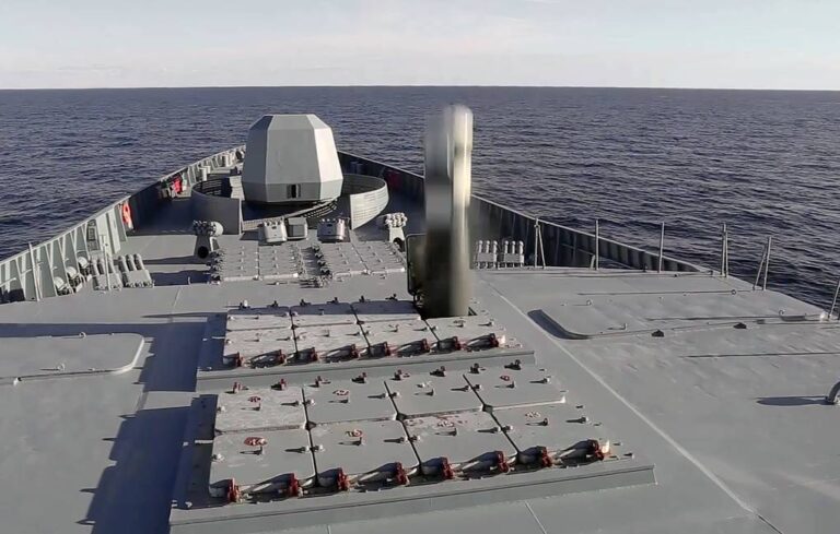 Russian Navy frigate test-fires Tsirkon hypersonic missile from White Sea