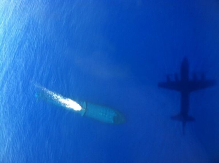 How do aircraft detect submarines?