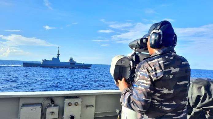 KRI Diponegoro-365 RSS Tenacious 71 during PASSEX (Image: Indonesian Navy)