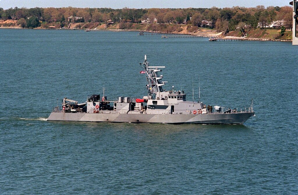 1101px USS Firebolt PC 10 2 - Naval Post- Naval News and Information